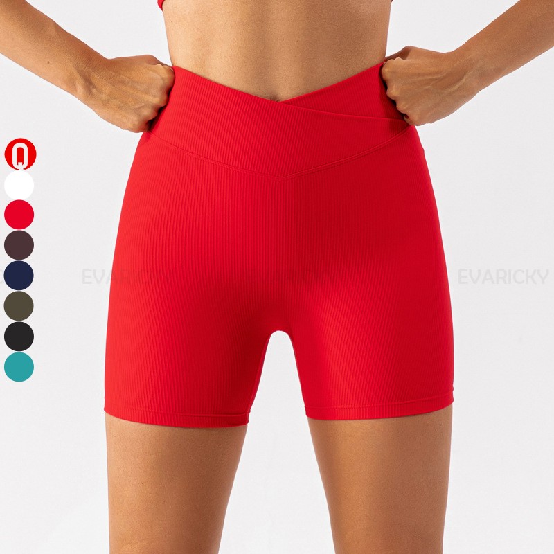 Quần short tập yoga chữ V phía trước